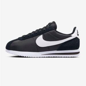 Nike Cortez, colors: black/white, size: 10
